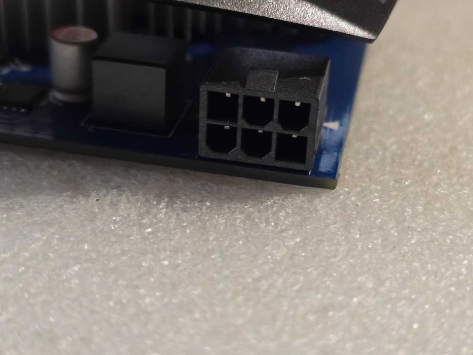 Placa video GIGABYTE GT 740 OC 2GB GDDR5 128bit (GV-N740D5OC-2GI) v2.0