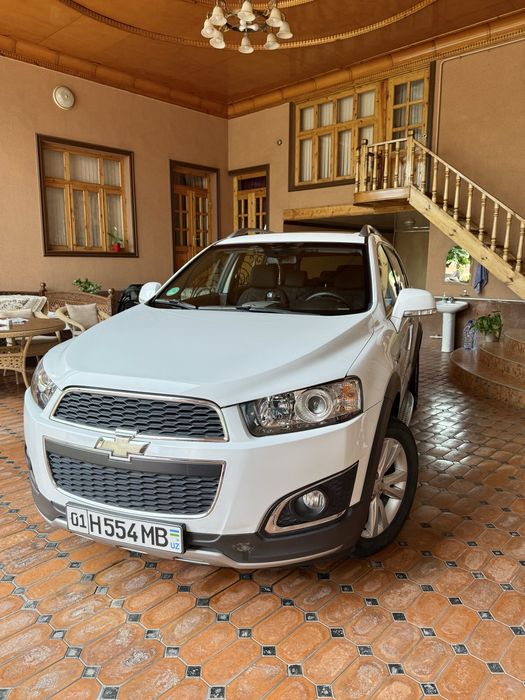 Shaxsiy avtomobil sotiladi — Chevrolet Captiva LTZ 2014-yil.
Mashina j