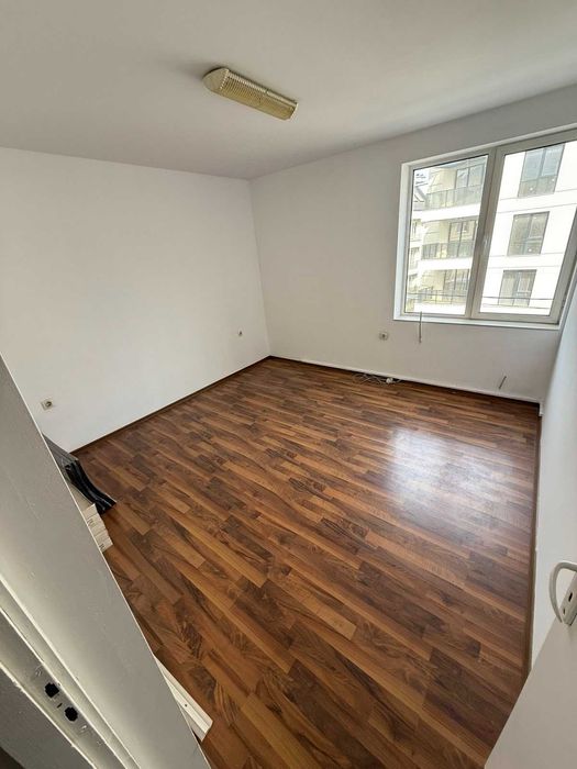 Тристаен апартамент в Манастирски ливади