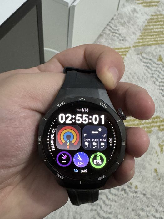 Продам часы HUAWEI GT5 PRO