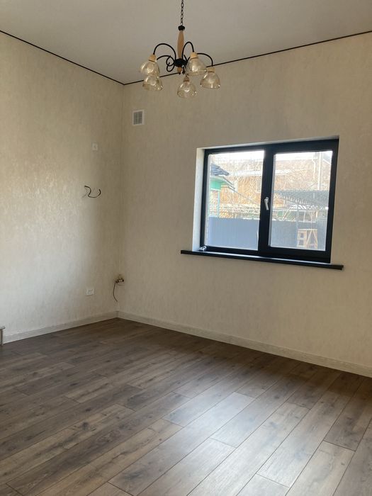 Продам дом в отличном тихом районе