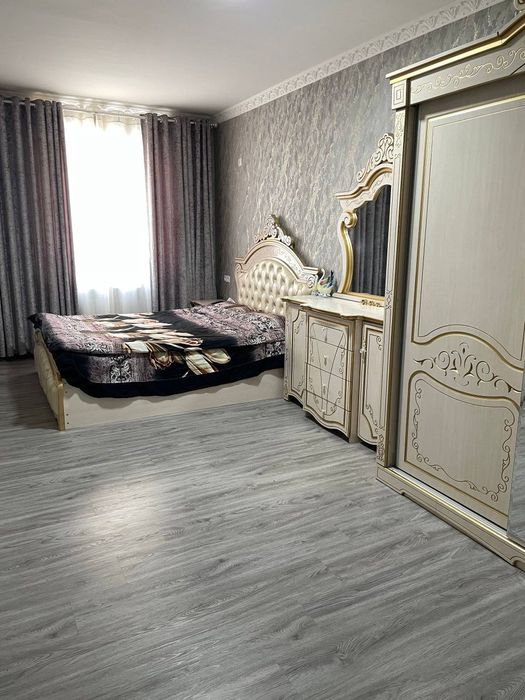 Квартира сотилади