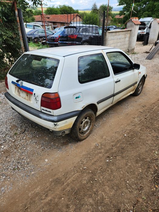 Голф 3 1.8 на части/golf 3 1.8 na chasti