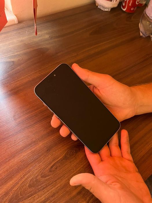 Smartphone din  2024