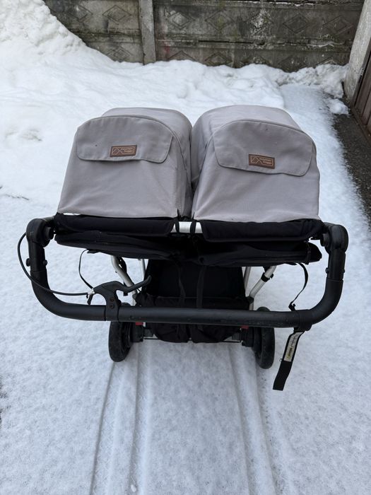 Cărucior gemeni Mountain Buggy – off-road, foarte rezistent