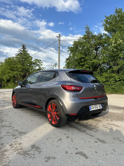 Renault Clio 1.5DCI Red Line