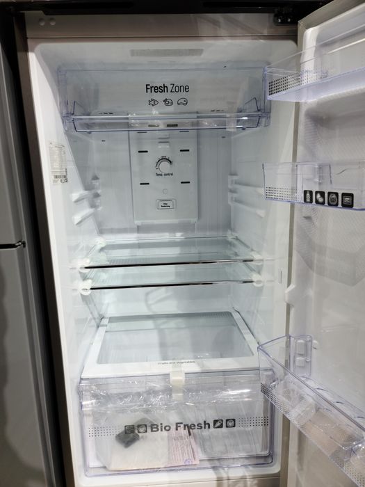 Холодильник Samsung RB29FSRND висота 1.78