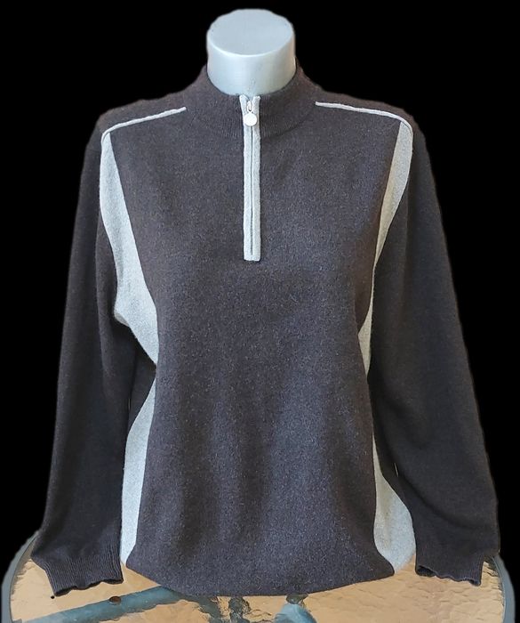 Мъжки пуловер ERIC BOMPARD. 100%кашмир. Размер S