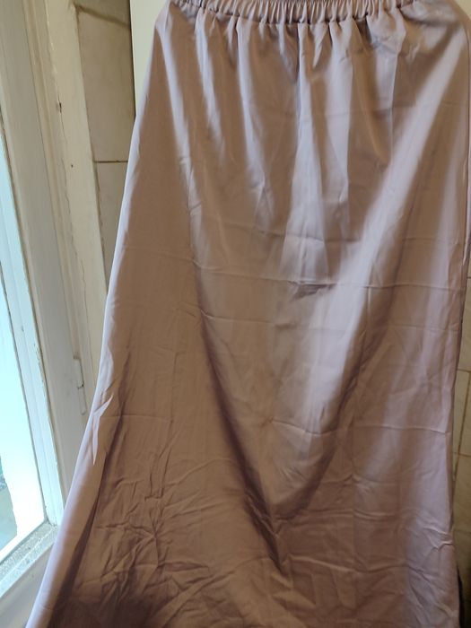 Плащ, платья, юбки, кофты.