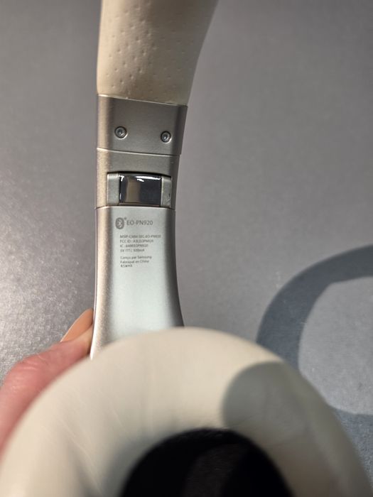Căști Wireless Samsung Level On Pro ANC Gold (EO-PN920) - Stare buna