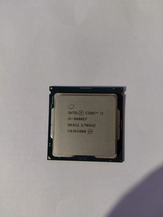 Продам процессор i5 9600KF
