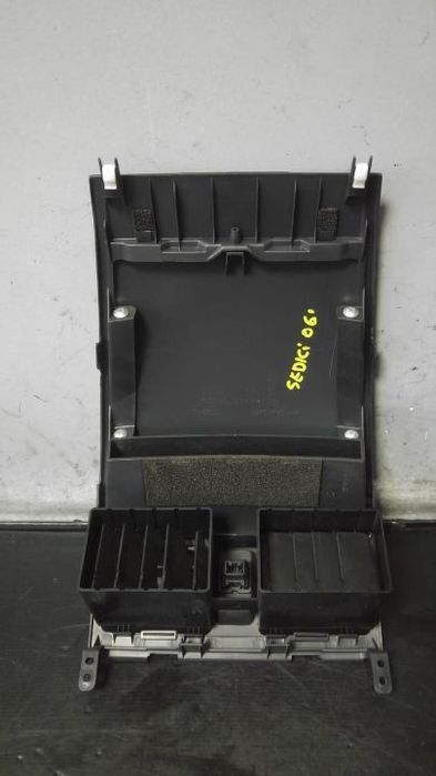 Consola centrala cu grila ventilatie fiat sedici 16 73822-79j