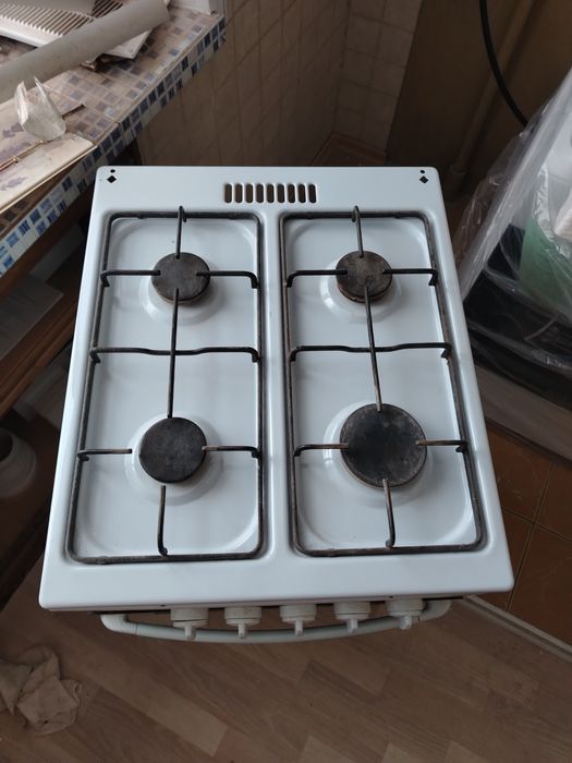 Газ плита в отличном состоянии 50см