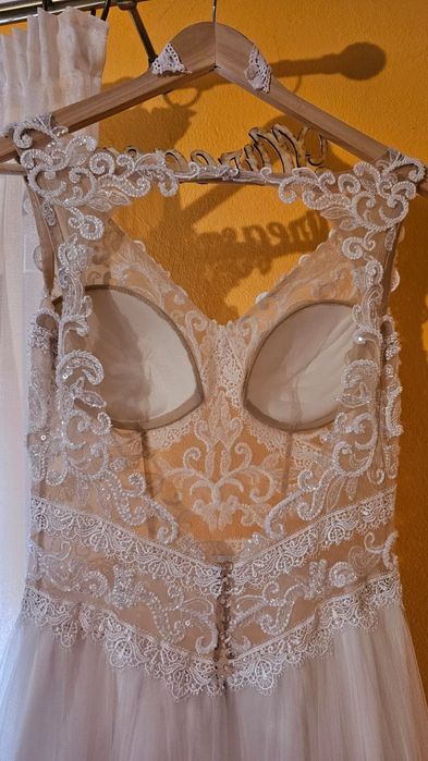 Vând rochie de mireasă