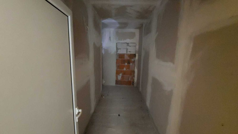 Продава се Двустаен апартамент в Свиленград - 68 кв.м за 736 €/кв.м - Снимка #18