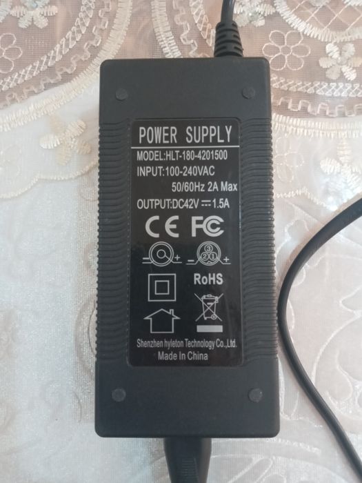 Elektro samakat zaratnik