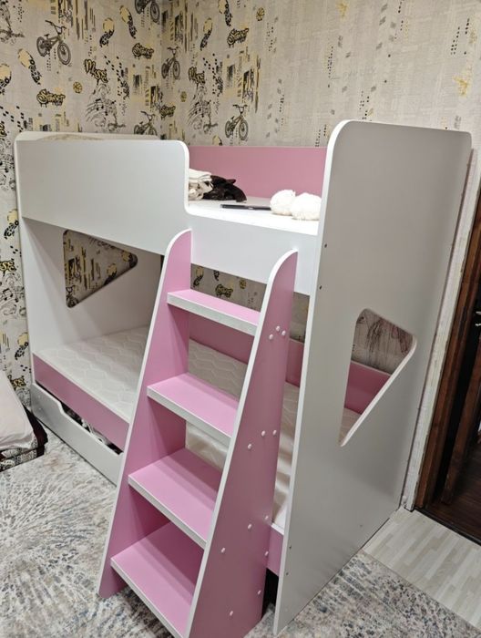 Детская кровать 2 этажная