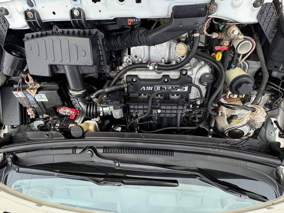 Spark radnoy kraska metanda  bir qul moshina  probgni tekshirib  oling