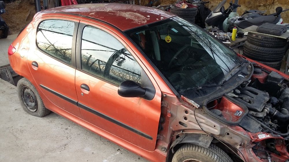 Пежо 206 1.9Д на- части/Pejo 206 1.9D na chasti