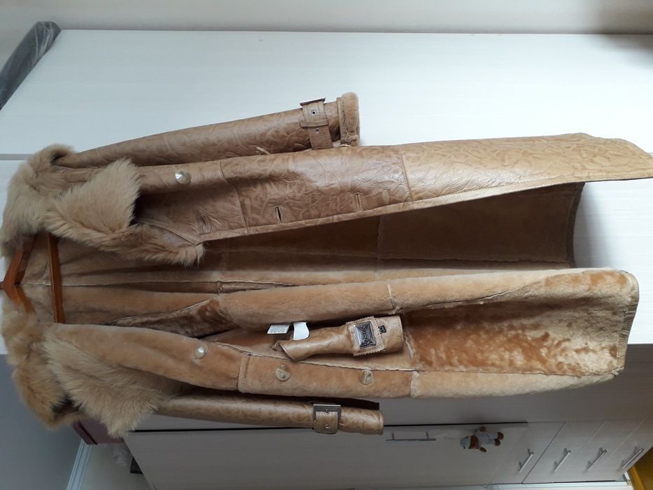 Продаю новую дубленку