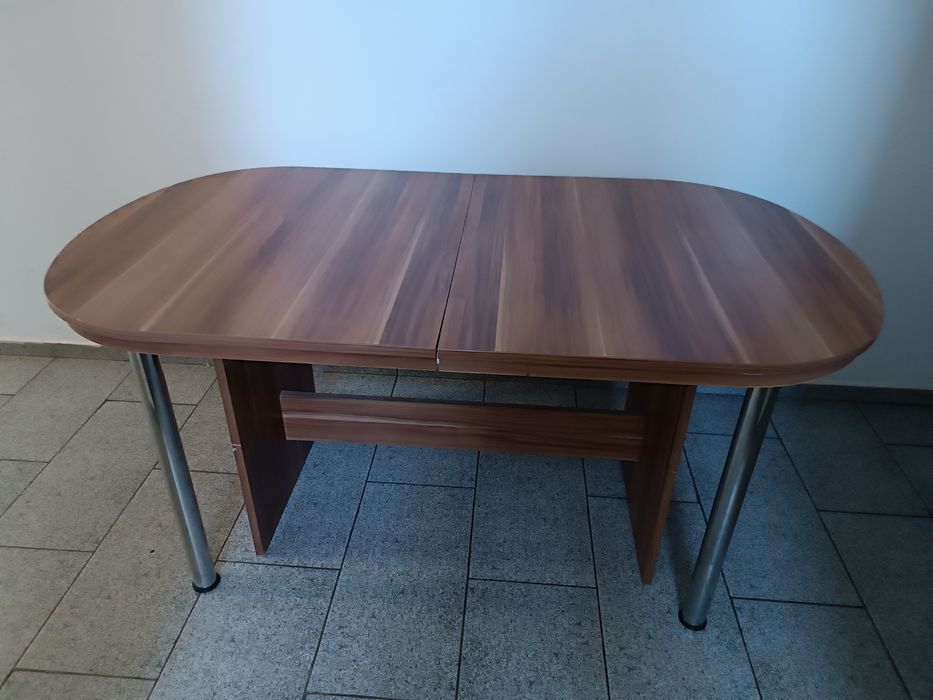 Masa de bucătărie sau living cu picioare inox