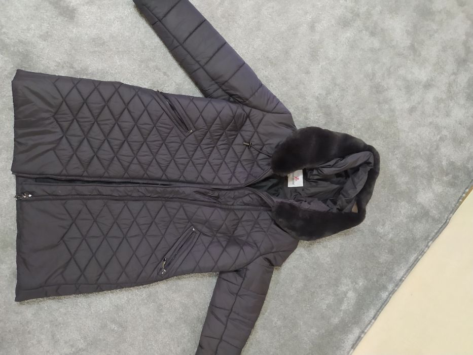 Куртка теплая на подкладке из верблюжьей шерсти