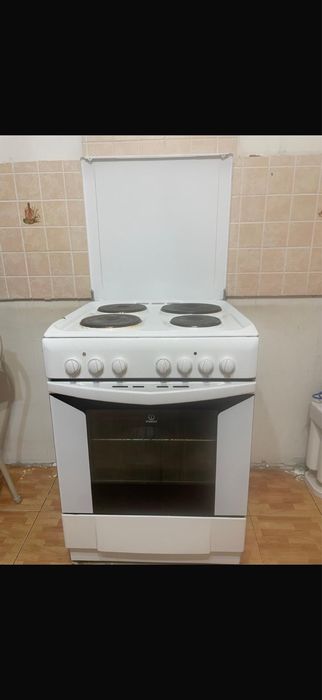 Продам плиту на кухню