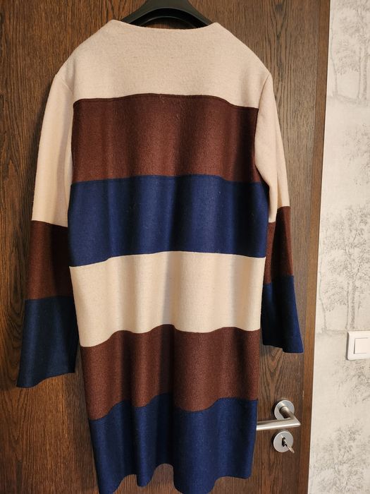 Красиво и практично дамско манто/жилетка