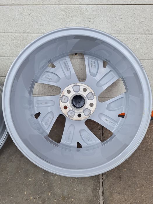Оригинални джанти за ФОЛСВАГЕН VW SEAT SKODA R17 5x112 ET46 6.5J