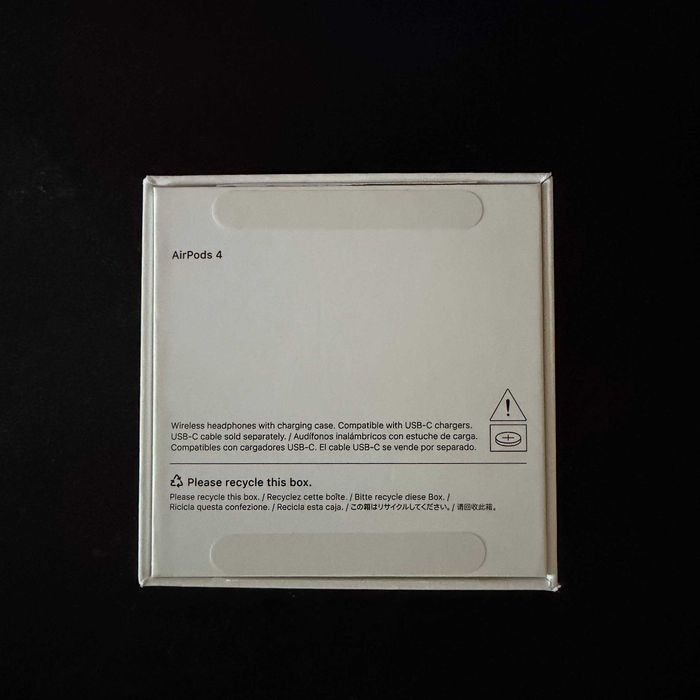 Продам AirPods 4