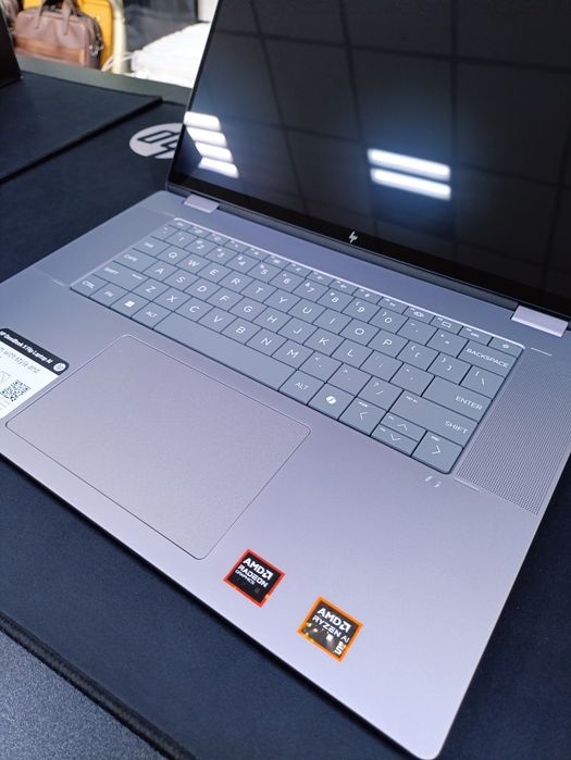 HP OmniBook 16.0 X-flip