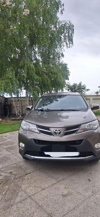 Toyota RAV4 Primul proprietar. Cauciucuri de vara si de iarna.