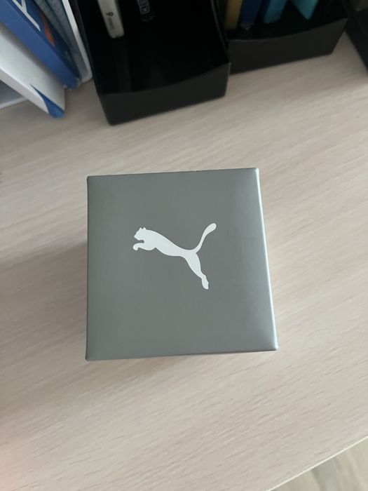 Продам оригинальные часы