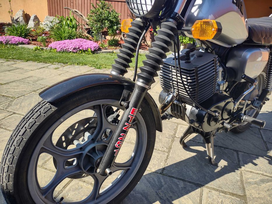 De vânzare MZ ETZ 251