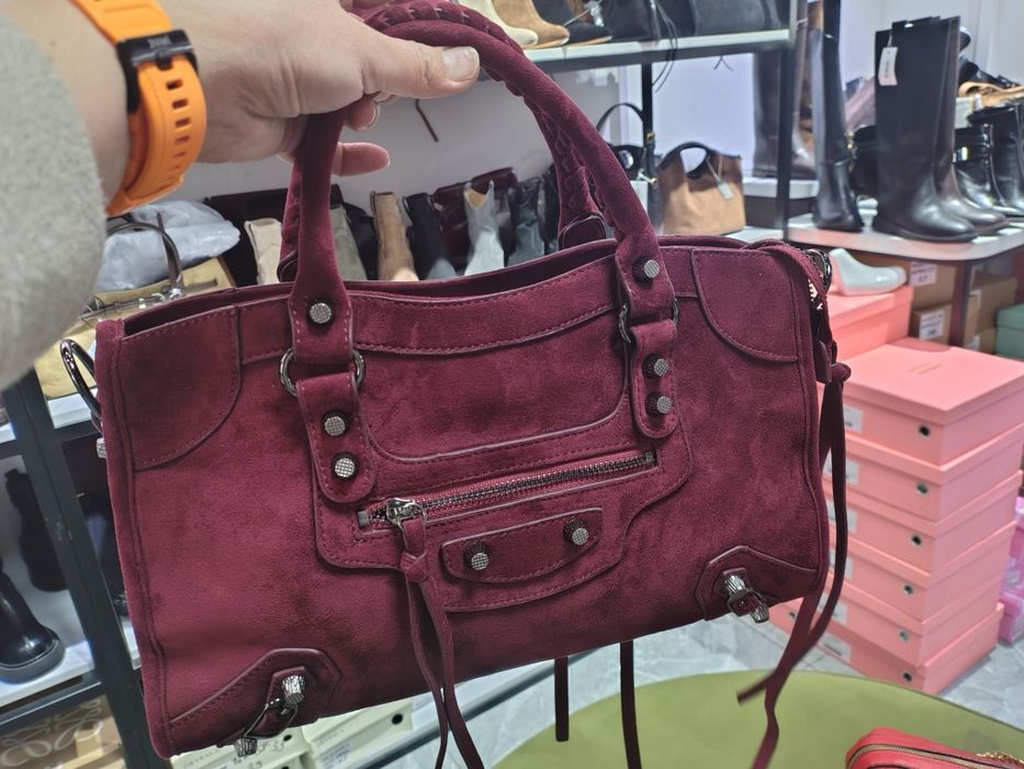 Сумочка замшевая