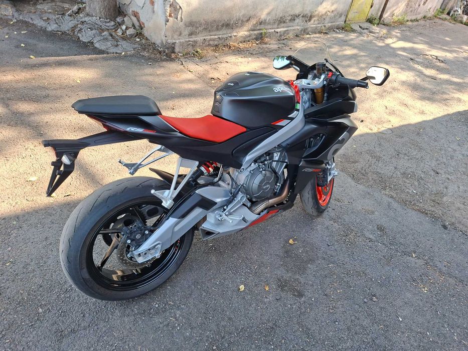 Vand aprilia rs660 limitata a2