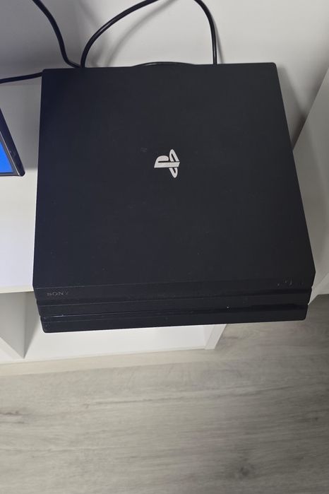 Vand joc ps4 PRO cu gta 5 minecraft mk 11 god of war