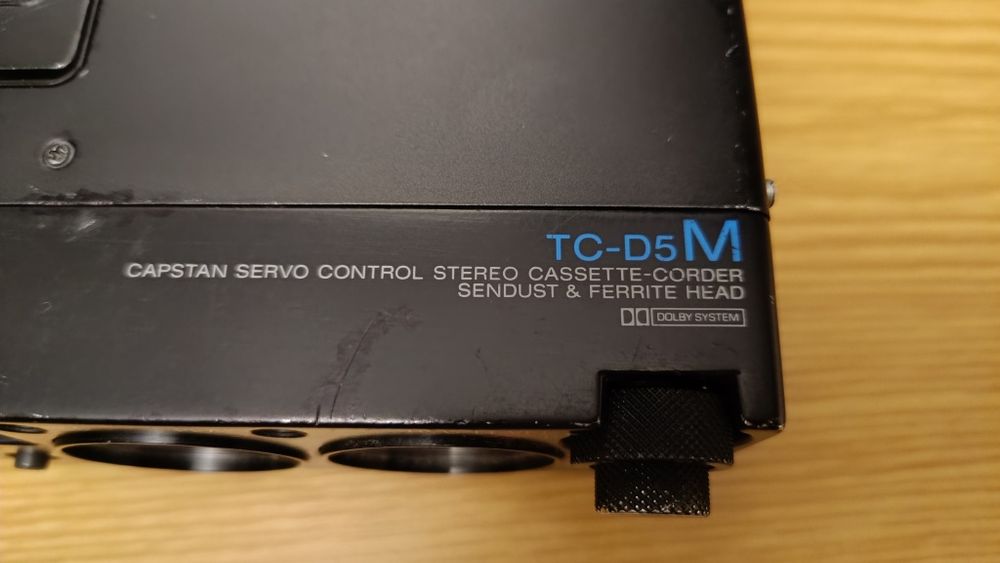 Магнитофон Sony tc-d5M