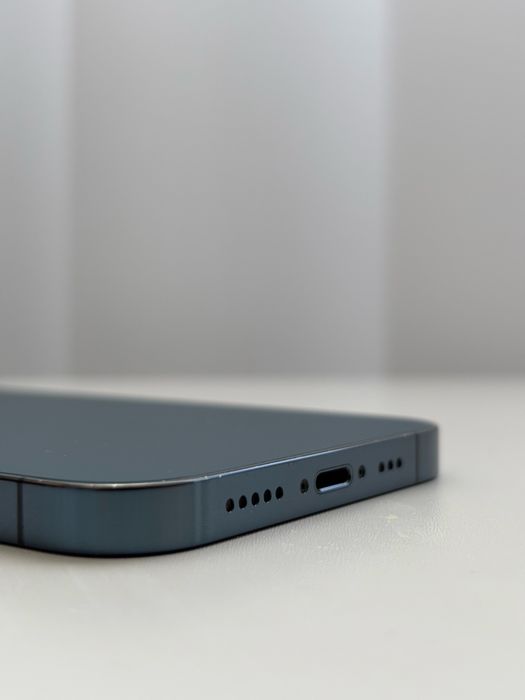 Iphone 12 pro bleumarin