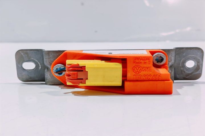 Senzor Impact  1T0909606 Volkswagen VW Touran prima generatie (faceli