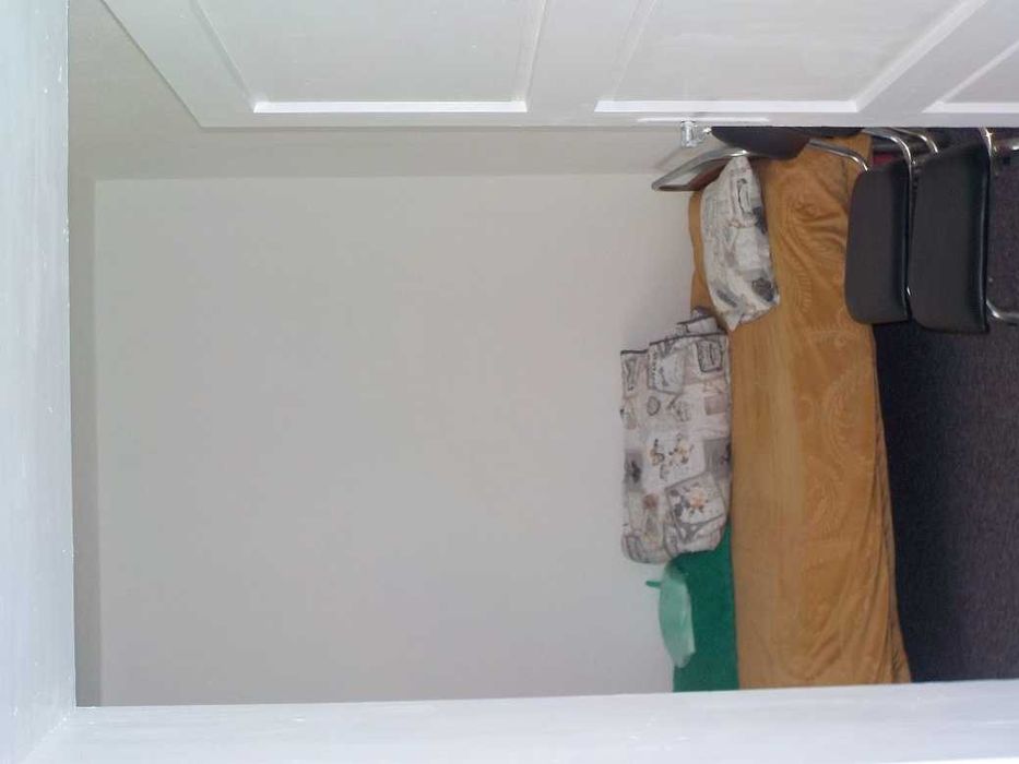 Собственик продава едноетажна масивна къща,с Градница,област Габрово