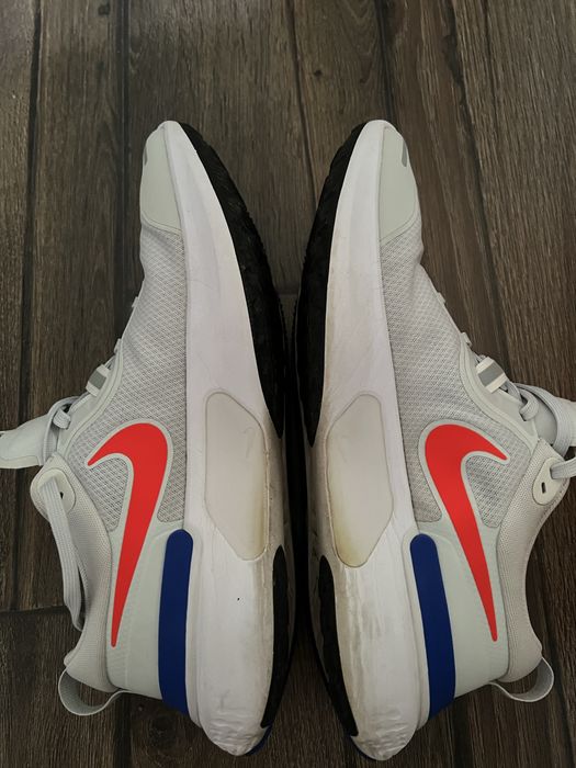 Маратонки "NIKE"