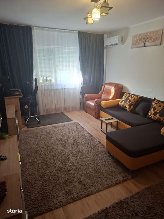 Apartament 3 camere, 72.52 mp, zona Craiovita Noua