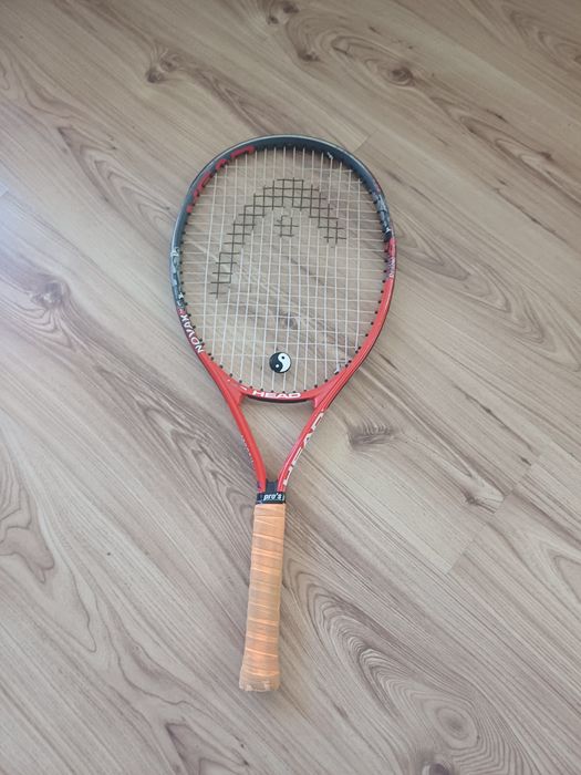 Тенис ракета на Head