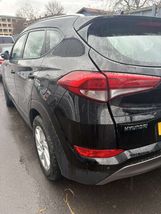 Hyundai Tucson 2.0crdi 136кс 4WD НА ЧАСТИ