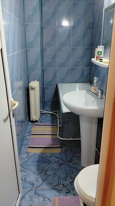 Închiriez garsonieră pe termen lung în Mioveni