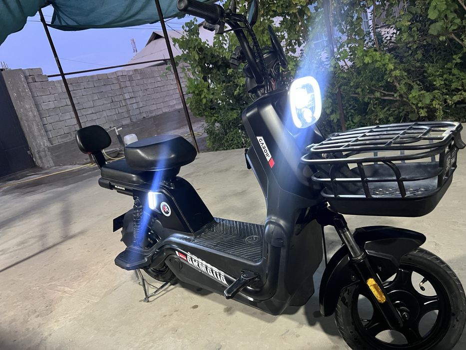 Skuter electro armada motors