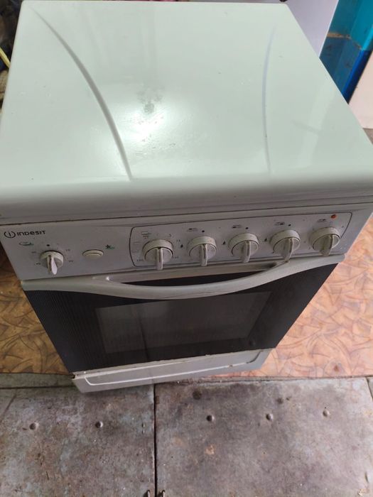 Газовая плита indesit