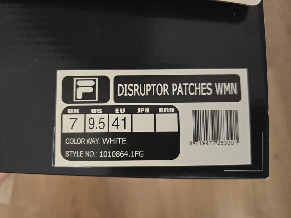 Fila Disruptor 41 бели маратонки с лепящи елементи