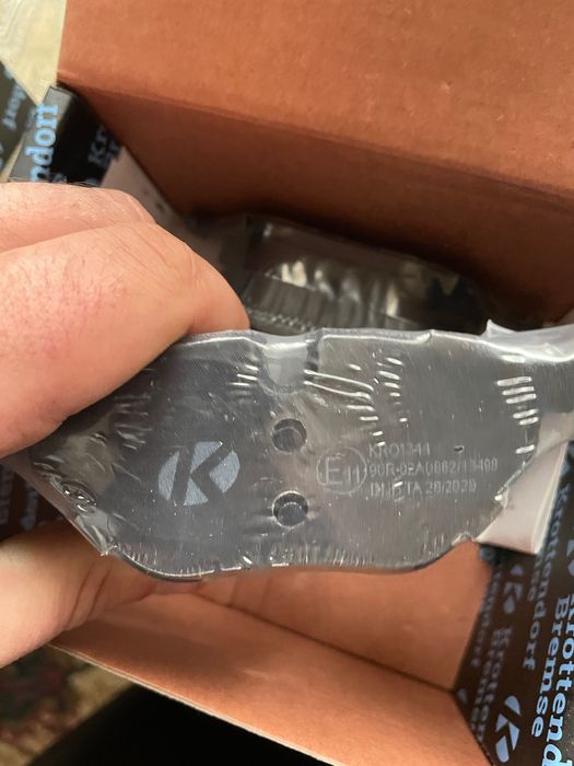 Vând set placute frâna BMW e46